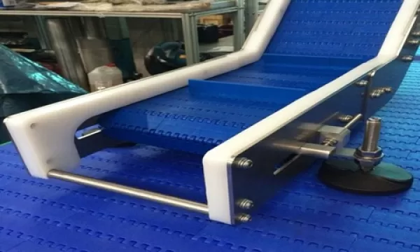 Cung Cấp Băng Tải Xích Nhựa Cho Dây Chuyền Sản Xuất Tại HCM