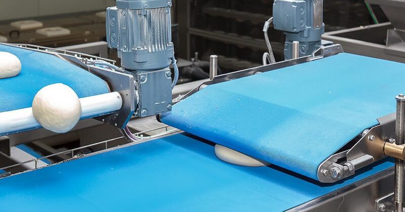 Factors to Consider When Choosing Industrial Conveyor Belts
